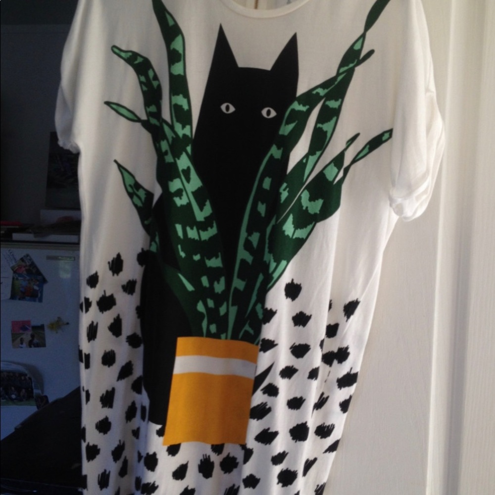 Big ISO Karen Walker Hiding Cat Dress or shirt